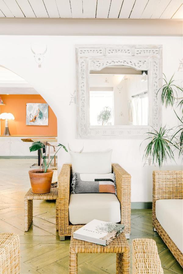 Hotel Restaurant Les Arnelles 4*